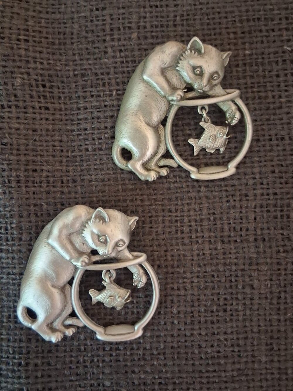 Set of 2 Vintage Signed JJ Pewter Cat Fishbowl Dangling Pins